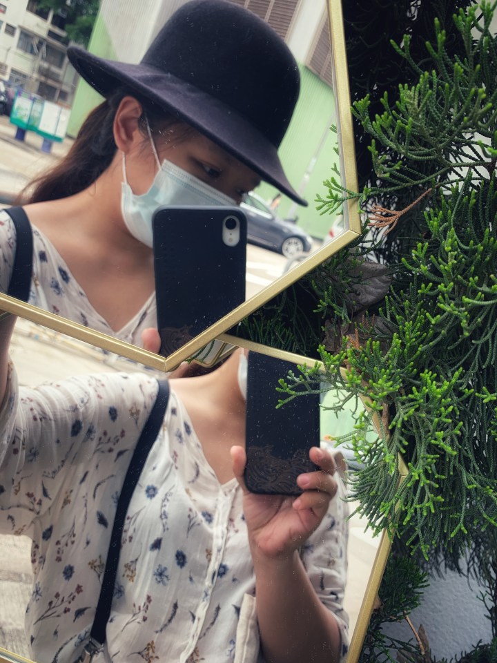 《善良是我的本性，與精神病無關》人像照 （舊）